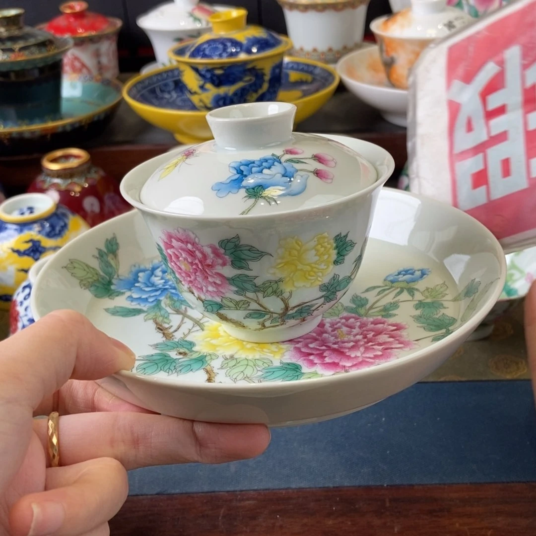 生****了陶瓷艺术家的设计风格设计理念