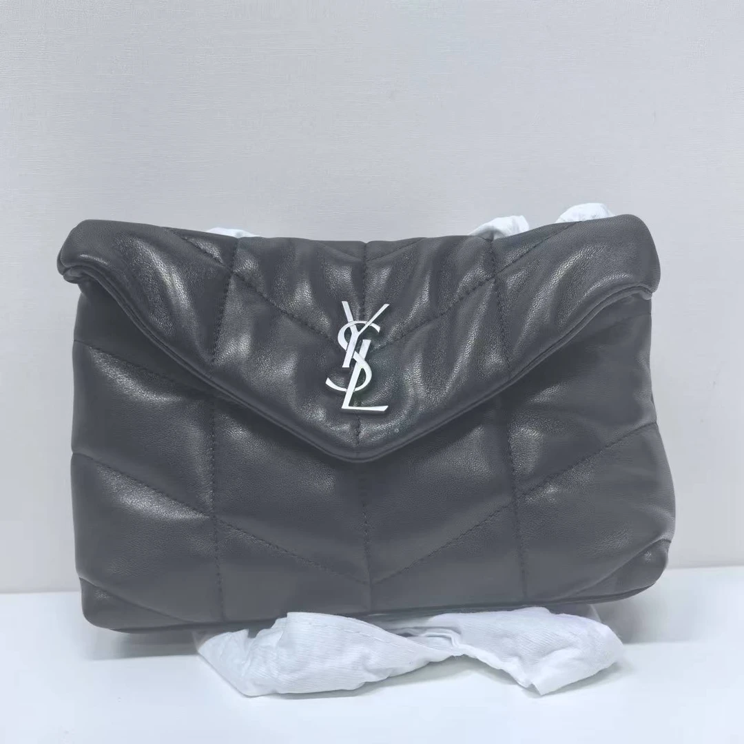 99新 YSL/圣罗兰 泡芙