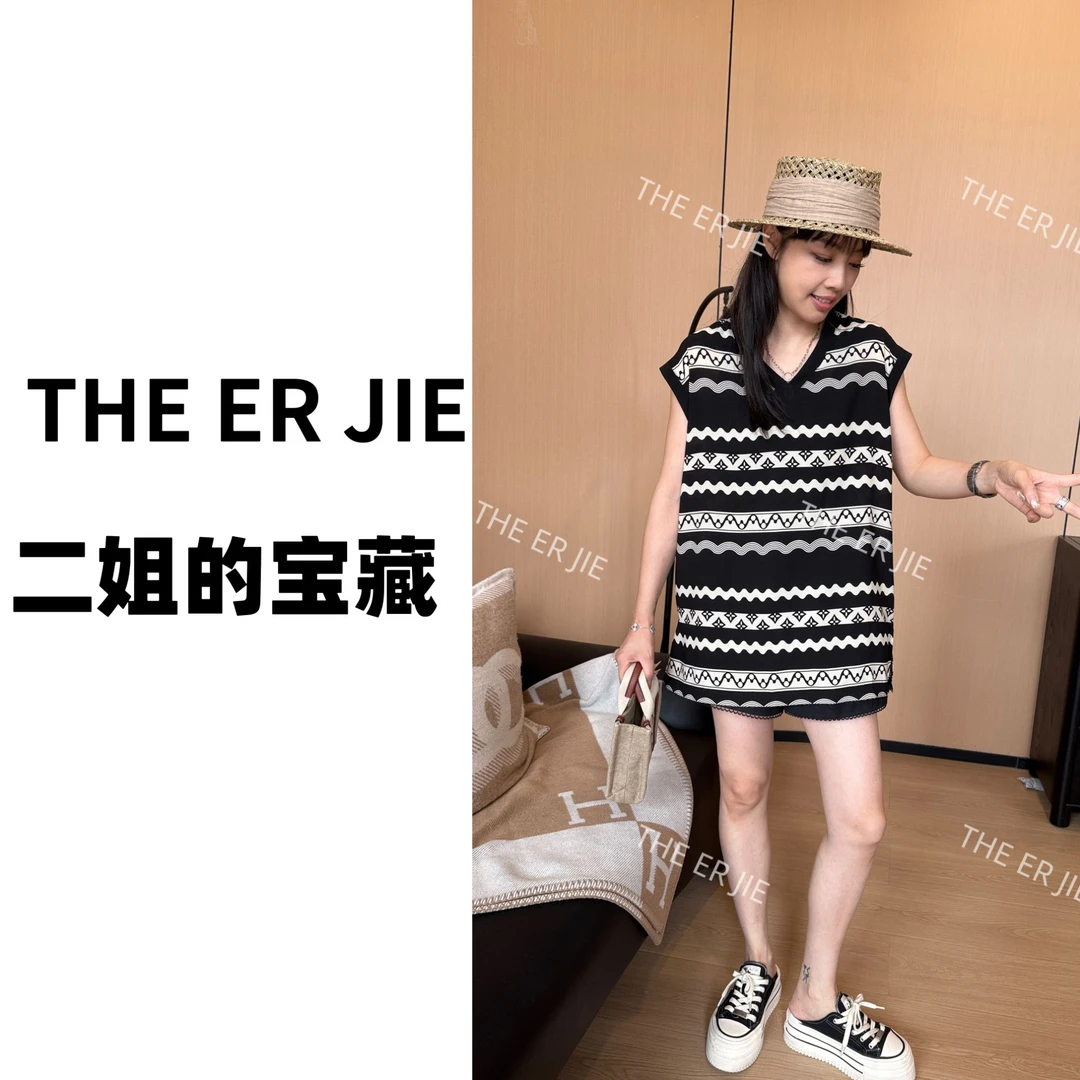 二姐的宝藏夏季新款时尚韩版简约拼色条纹上衣#25260