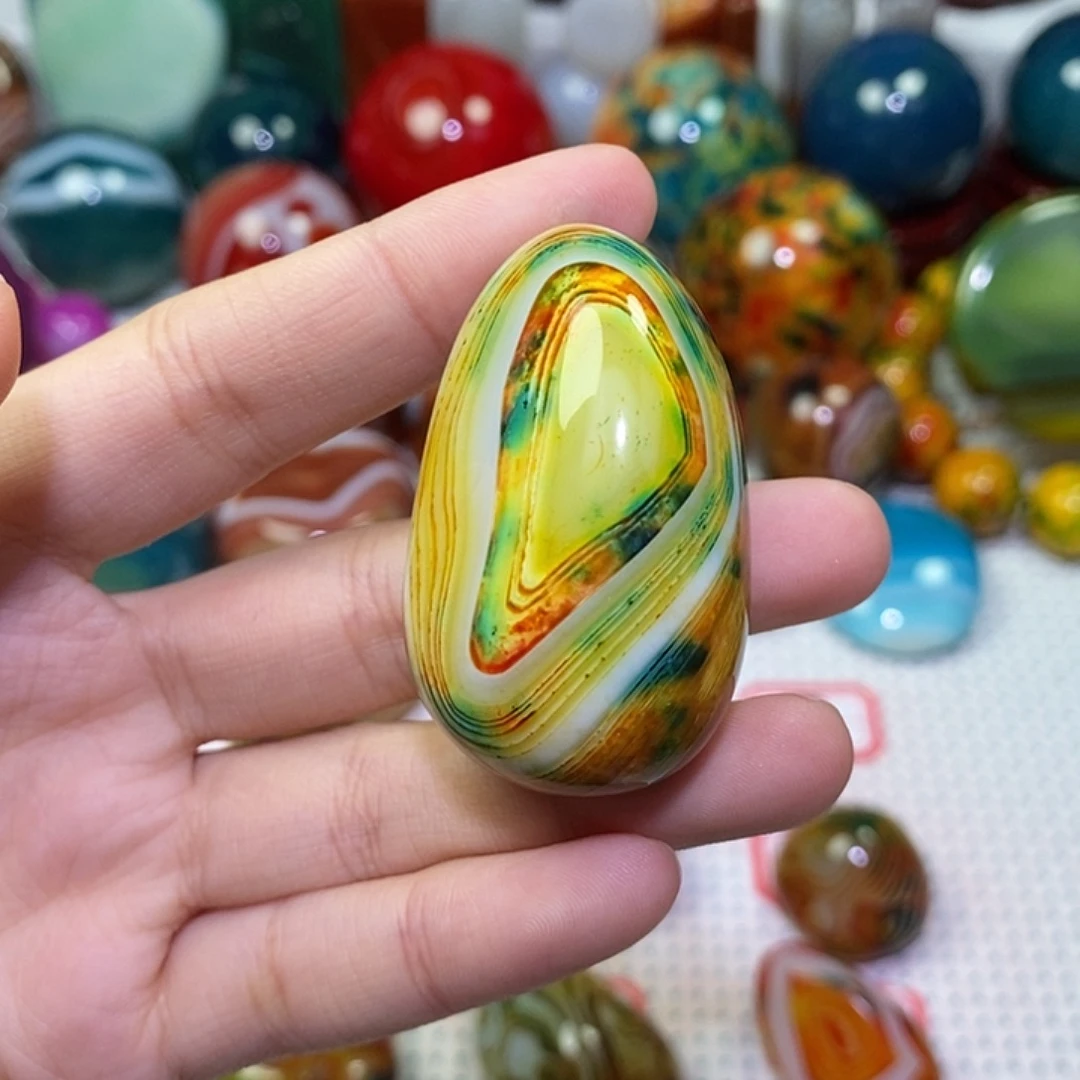 无***净玛瑙/玉髓未镶嵌珠宝奇石