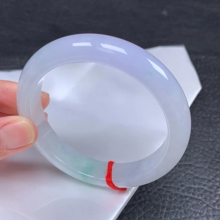 翡翠未镶嵌手镯