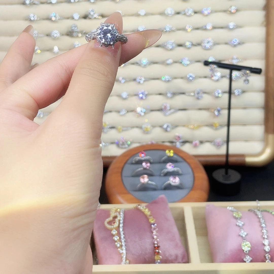合成碳硅石925银六芒星2CT14