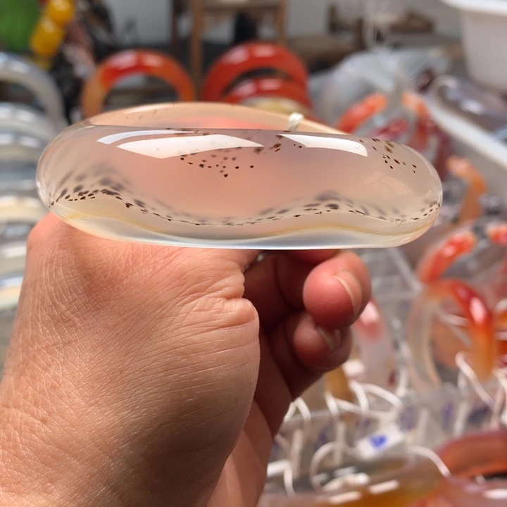 玛瑙/玉髓未镶嵌手镯