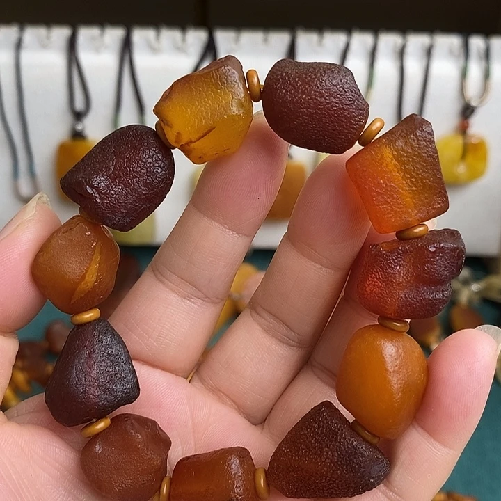 蜜蜡未镶嵌珠宝奇石手串