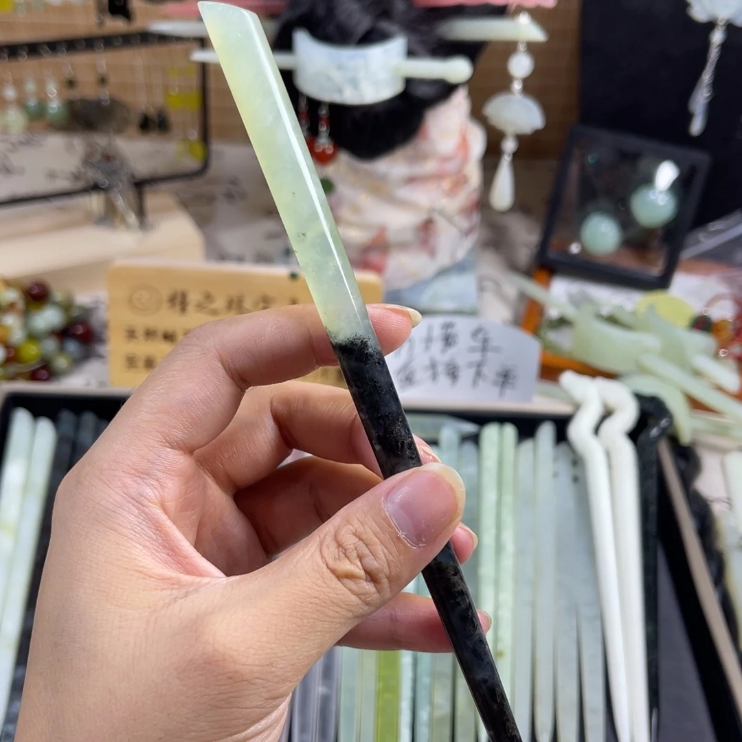 蛇纹石玉未镶嵌发饰