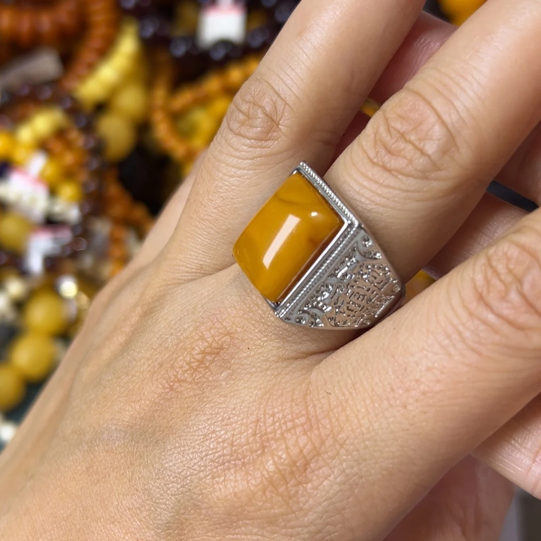 未镶嵌琥珀珠宝奇石279