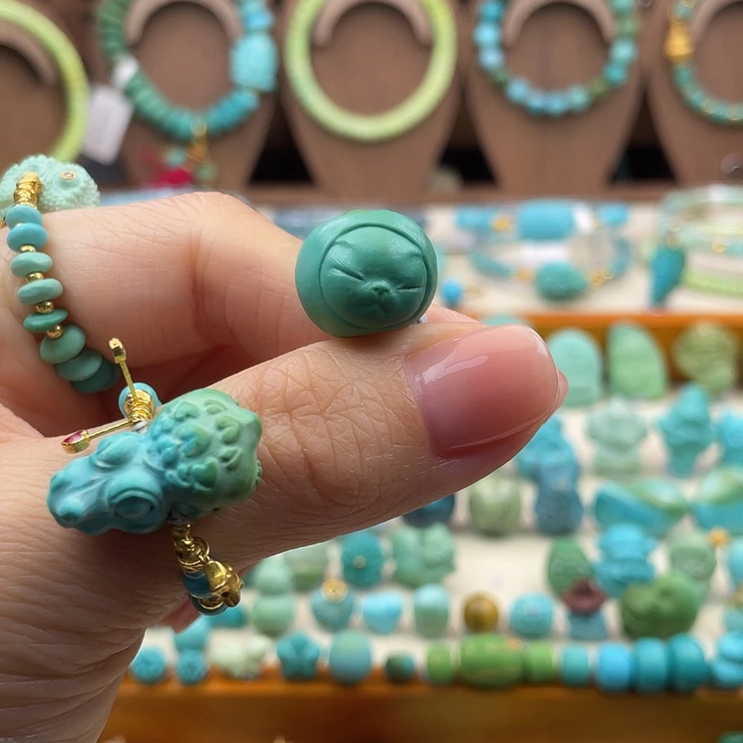 绿松石未镶嵌挂件