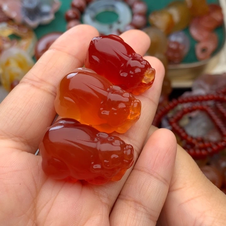用***5玛瑙/玉髓颈饰未镶嵌