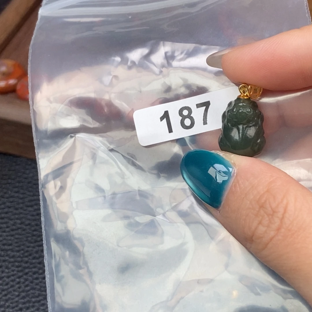 南红玛瑙未镶嵌手链