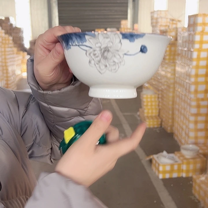 陶瓷荷花碗哈哈哈哈哈