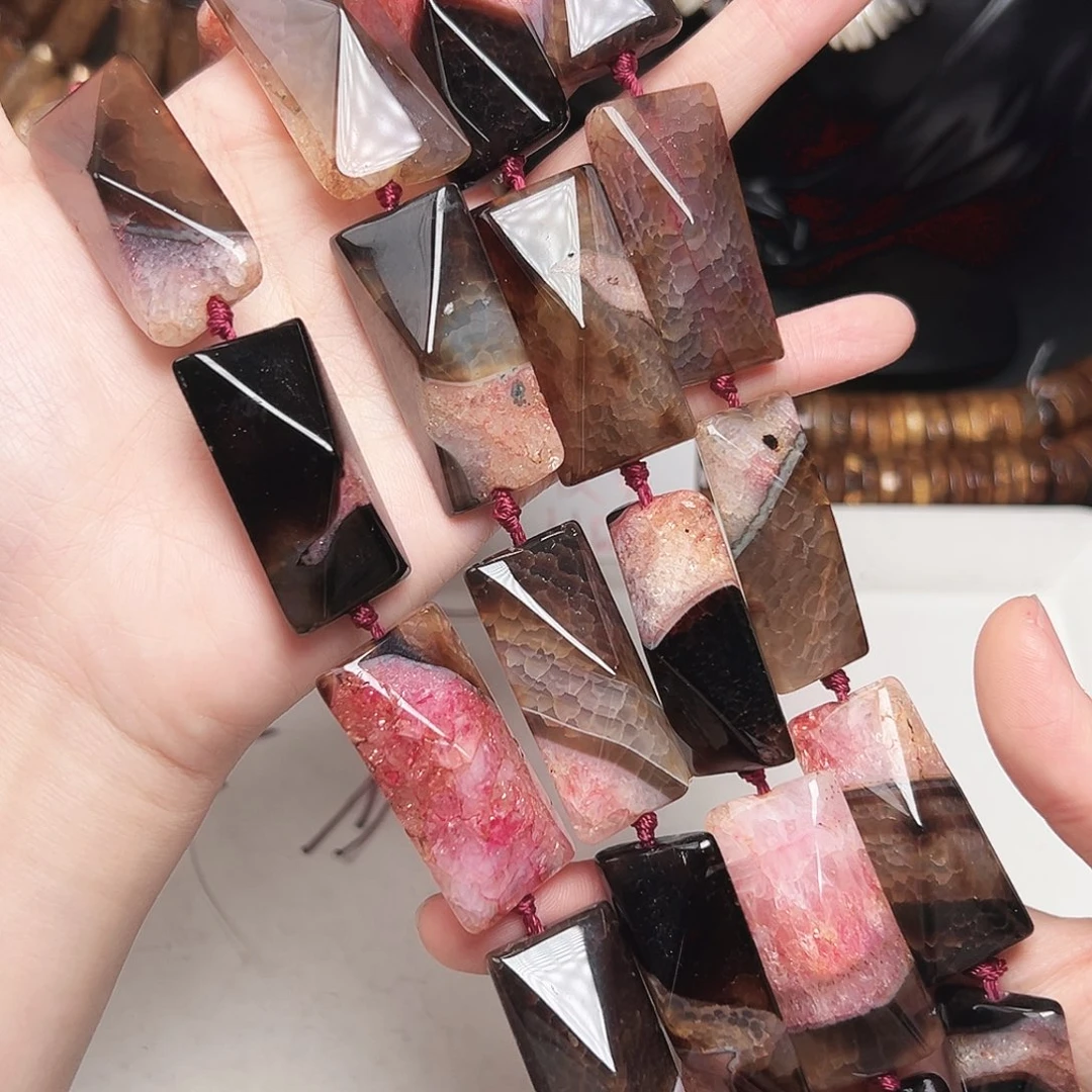 玛瑙/玉髓合金珠宝半成品u280。仅今天！钢琴块黑粉菱切一条19mm