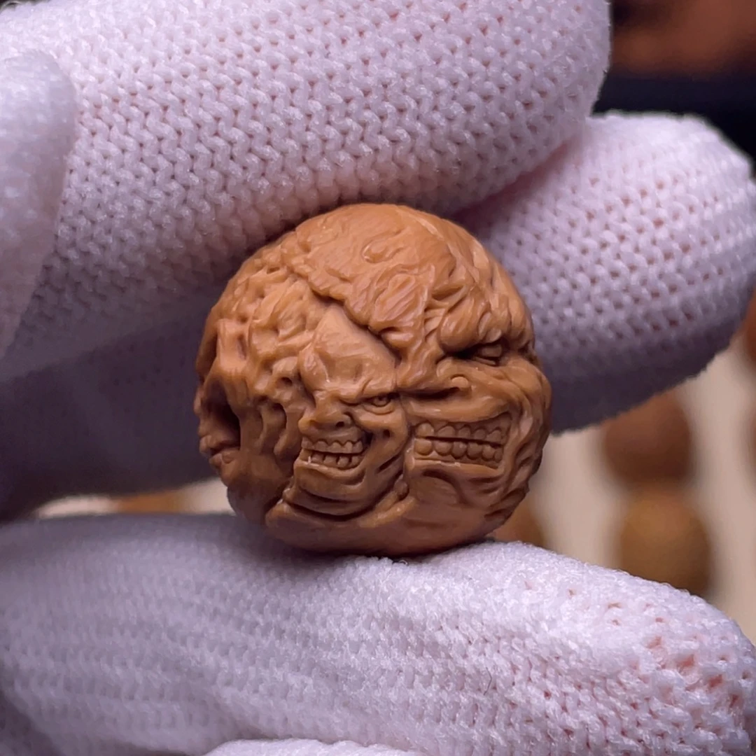 吊坠猴头核桃重生18+