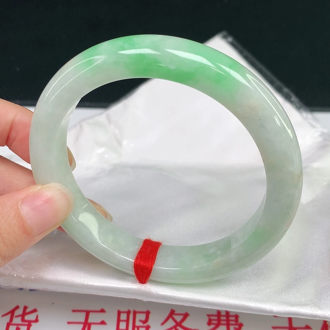 未镶嵌手镯翡翠010