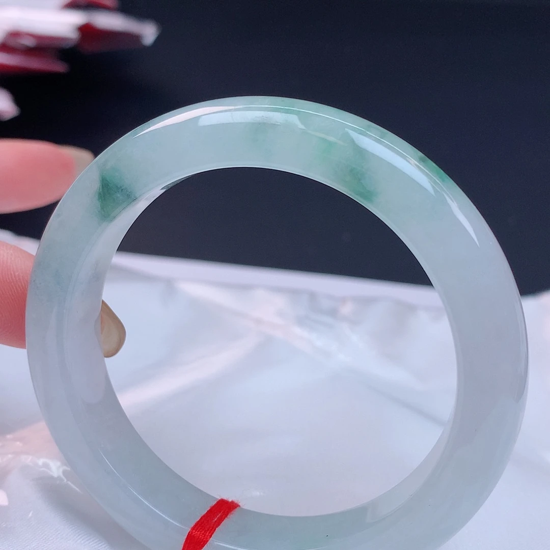 【闪购商品】未镶嵌手镯翡翠55+