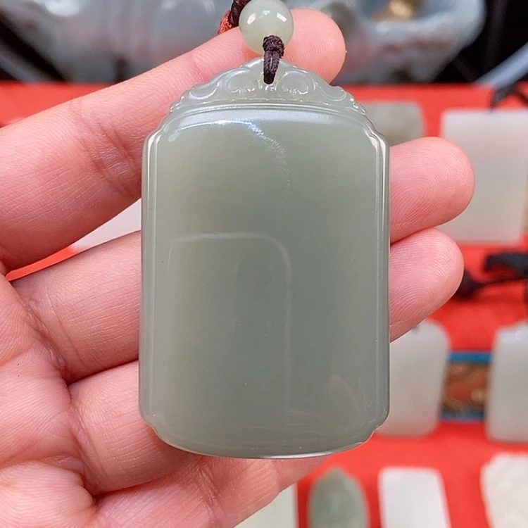 【闪购商品】颈饰未镶嵌和田玉