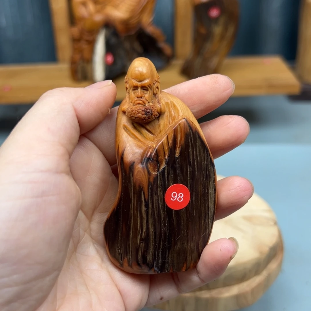 得***如木崖柏木摆件手把件，