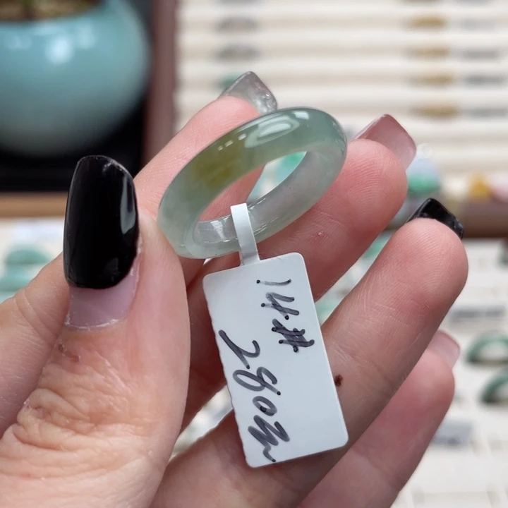 翡翠未镶嵌戒指a30港圈14黄加绿秋香