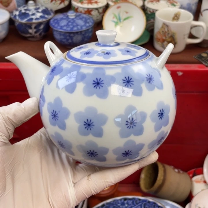 他家瓷器真美…开播了