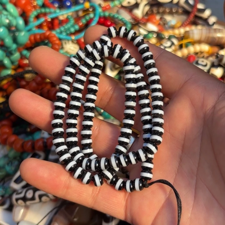 胡***道精品藏传九宫配饰一条