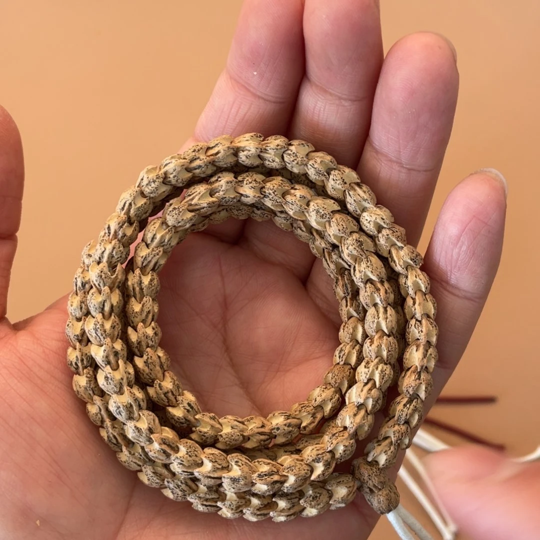 柏香籽/百香籽吊坠飞龙在天 保热