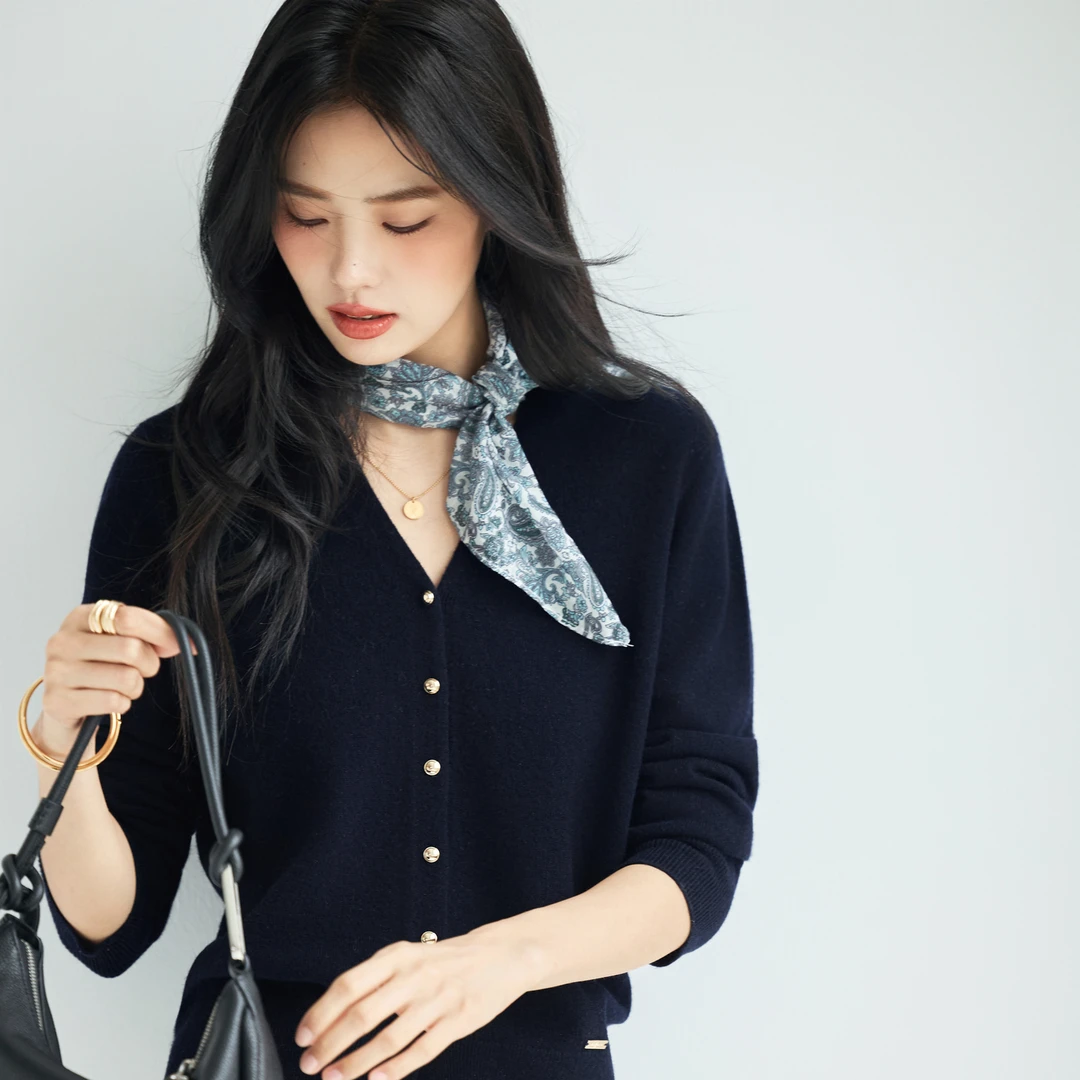 伊芙丽单排金属扣针织开衫百搭女外套2025秋1G8931971