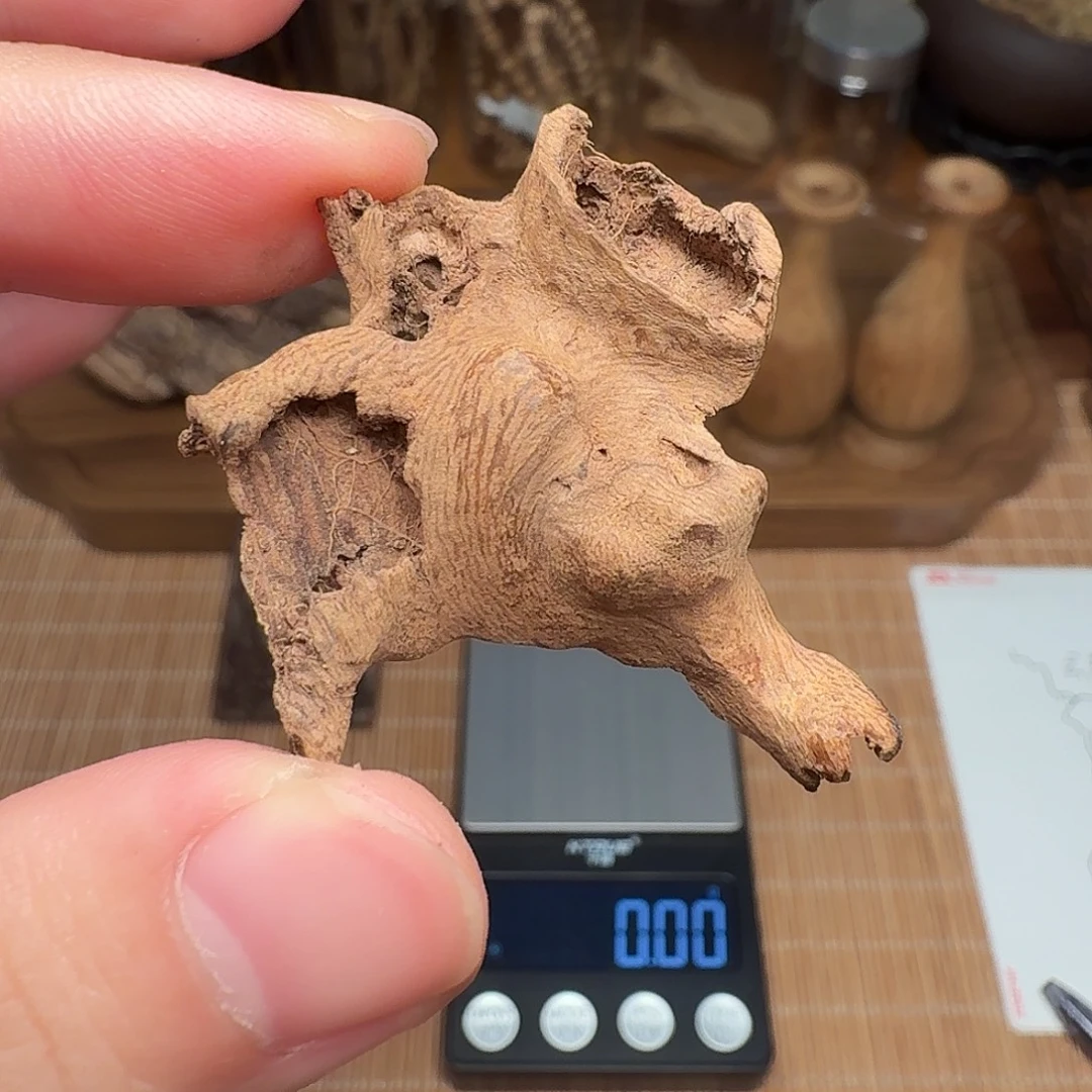 沉香老挝红土料子