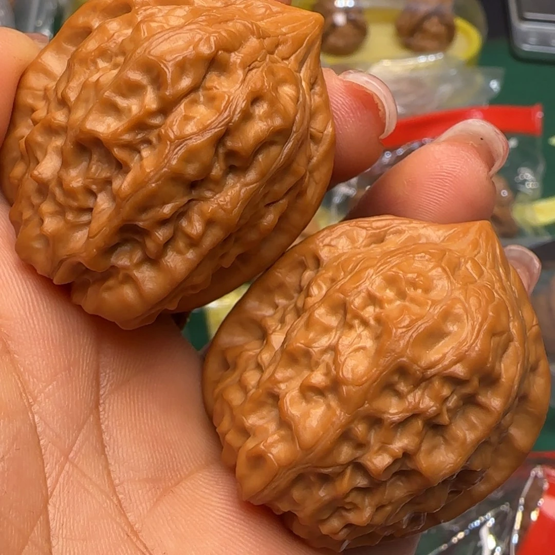 文玩核桃吊坠37三届石鸡心