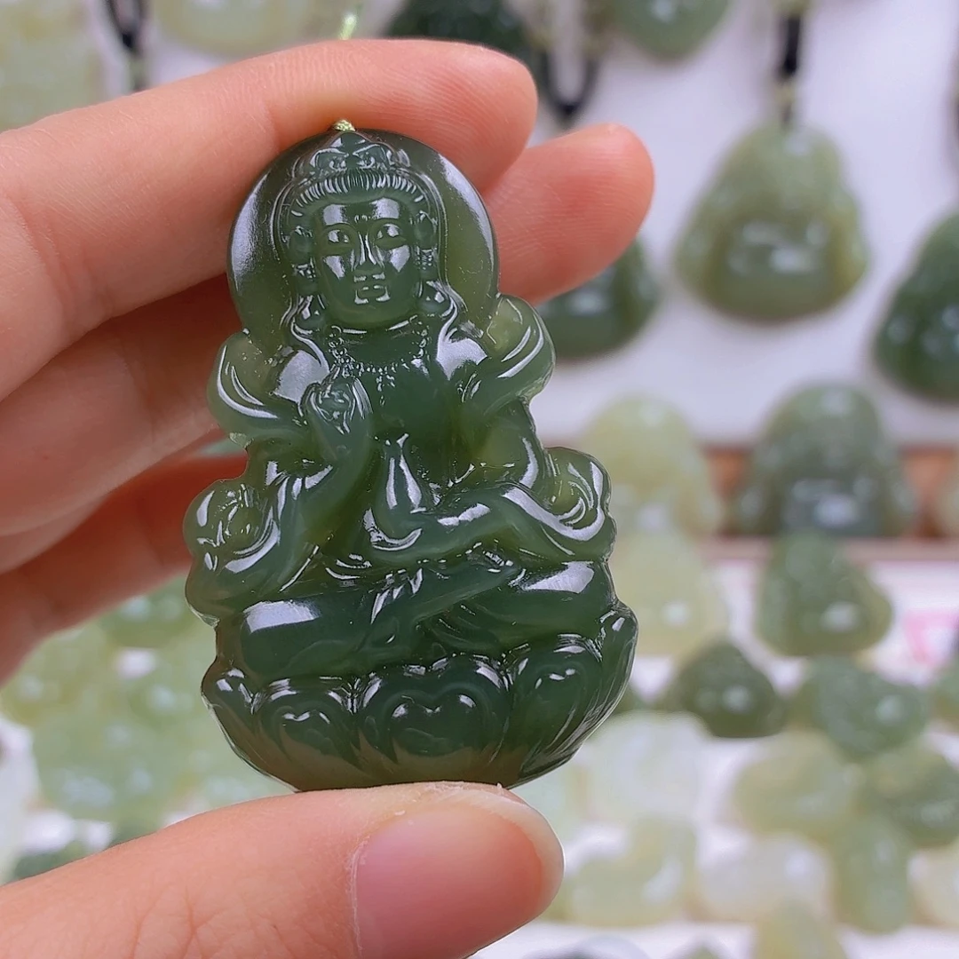 晨***@和田玉未镶嵌颈饰