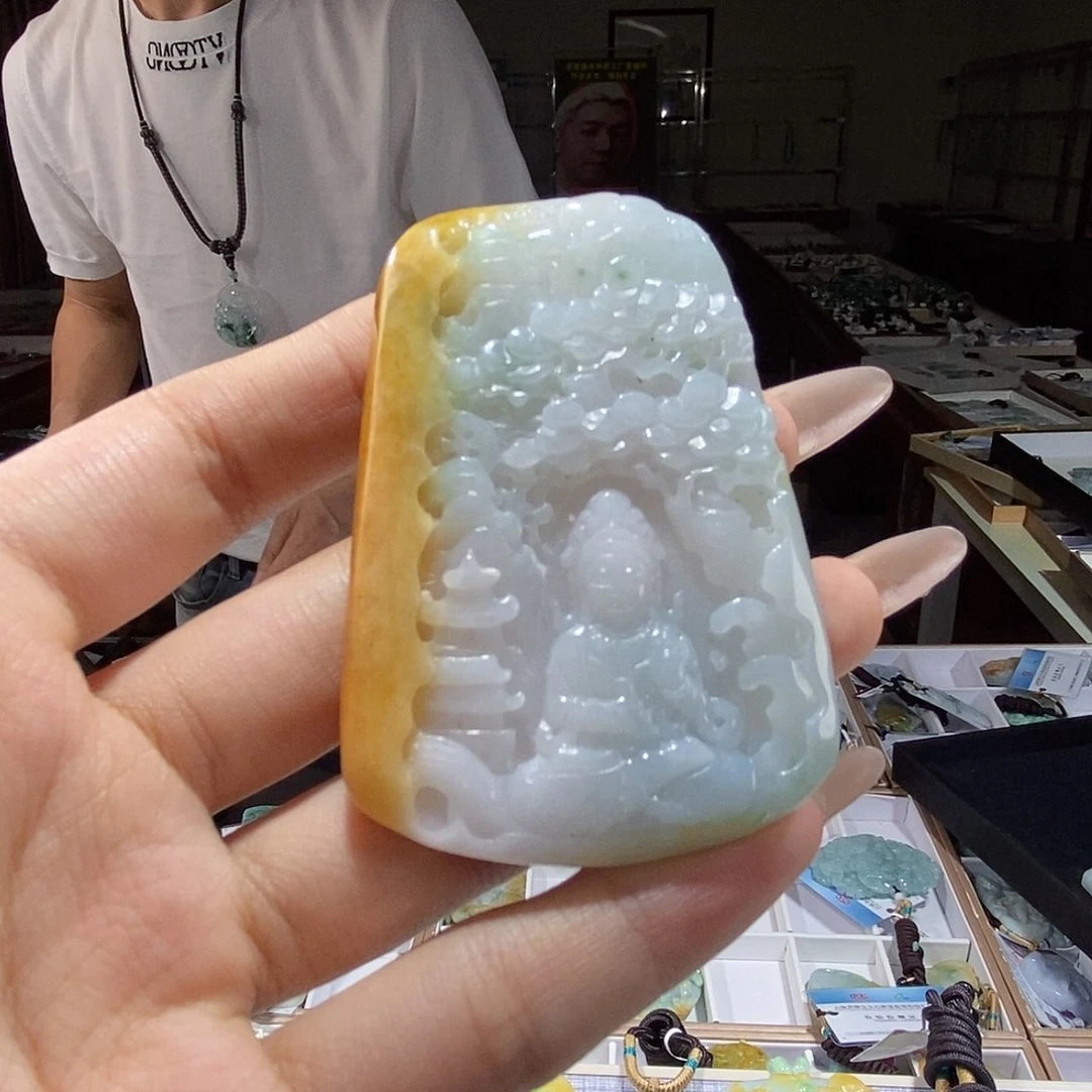 翡翠未镶嵌颈饰翡翠
