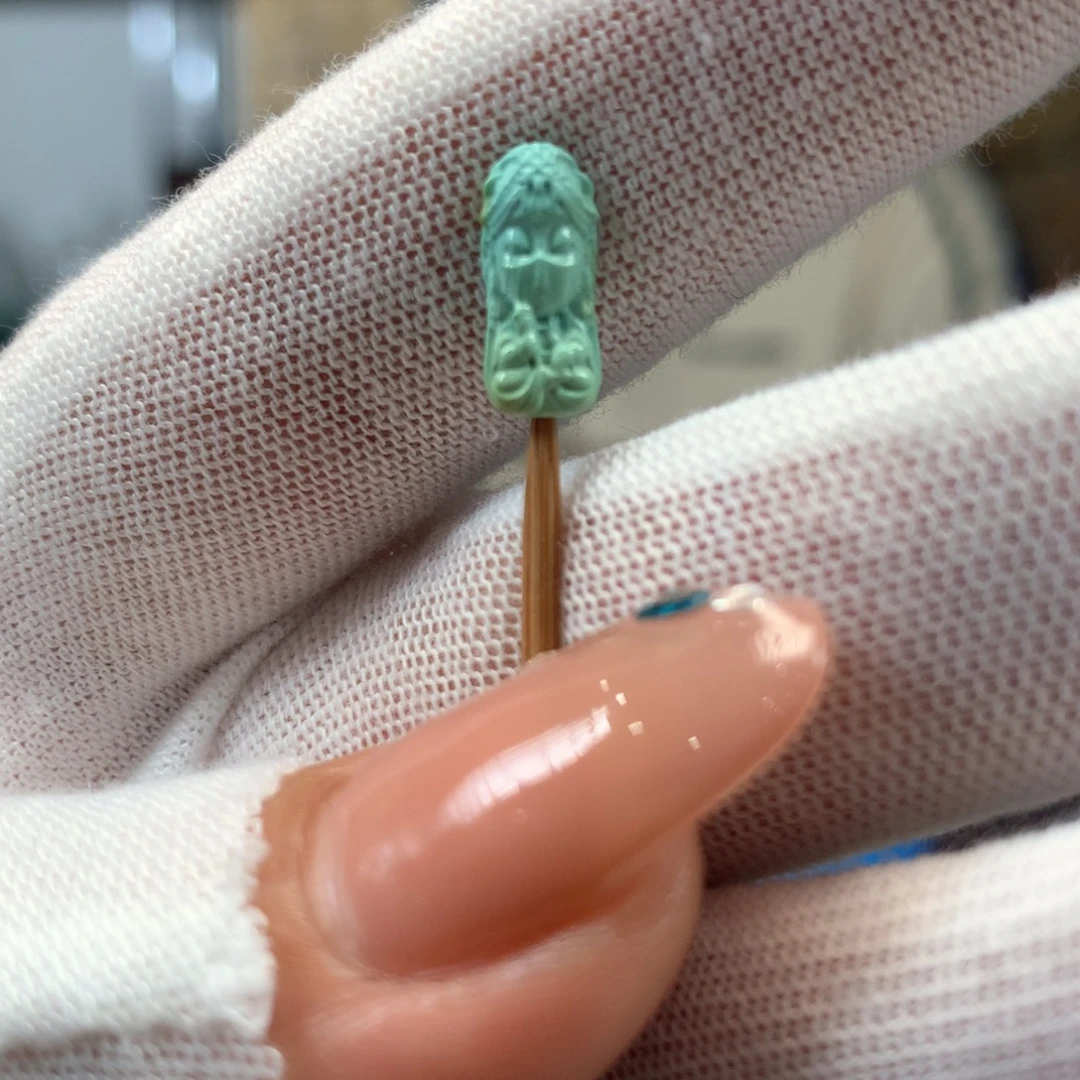 绿松石未镶嵌挂件