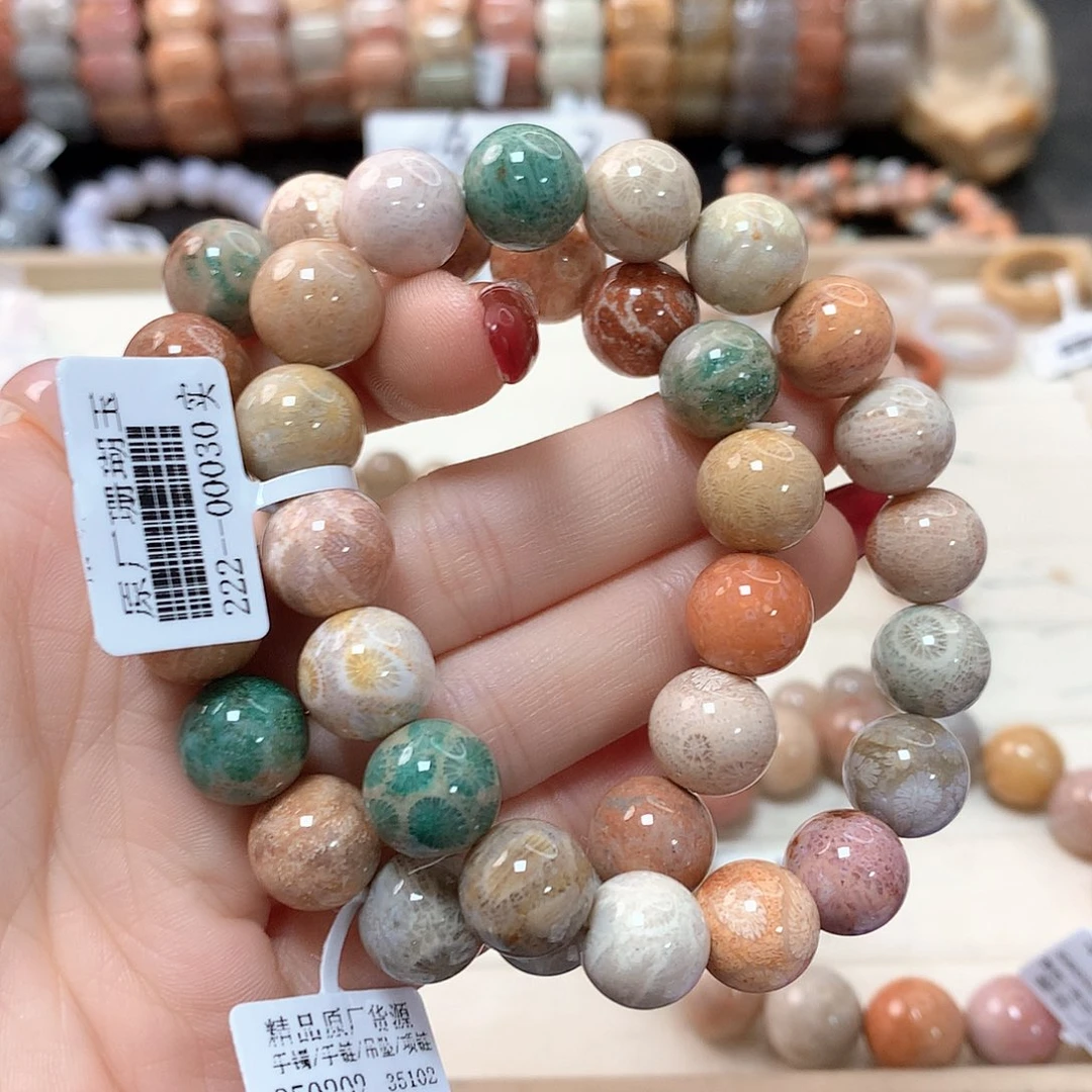 硅化珊瑚（珊瑚玉）手链未镶嵌摩****?085