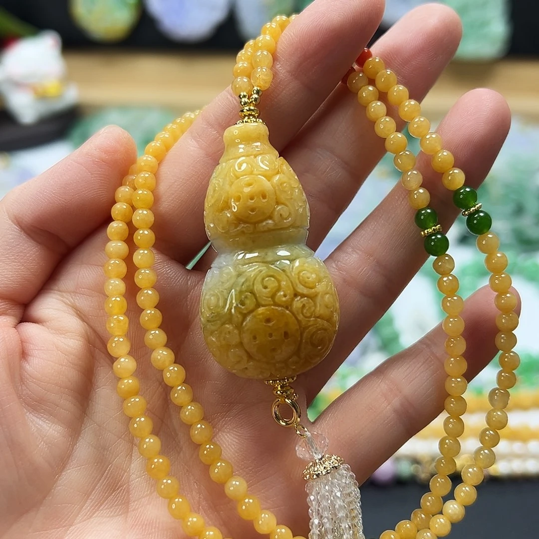 翡翠未镶嵌颈饰吊坠