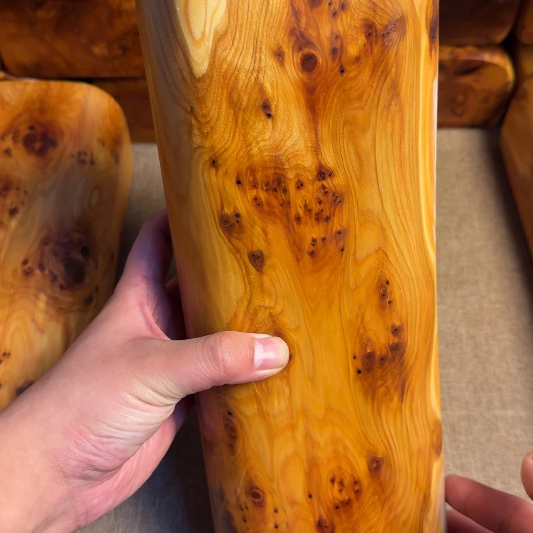 ·***-实木竹炭崖柏黑油颈椎枕