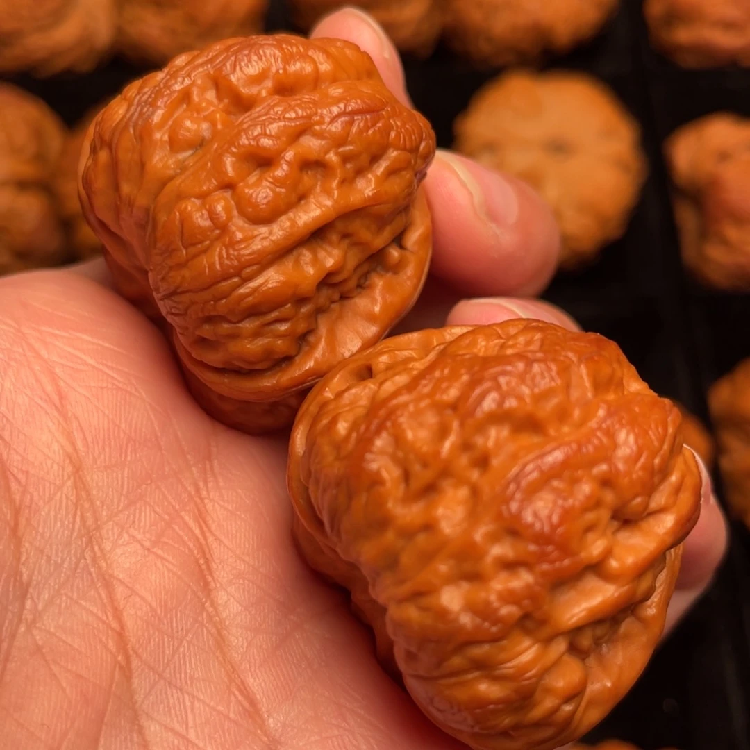 文玩核桃吊坠秦岭野生文玩核桃