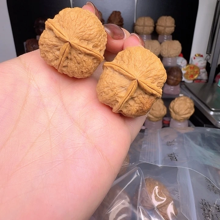 文玩核桃吊坠14号车35尺寸钉字三棱