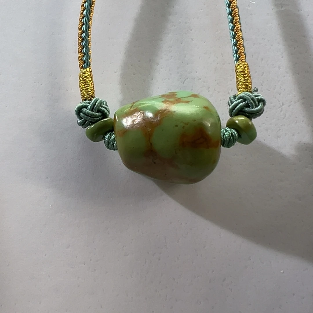 绿松石未镶嵌挂件