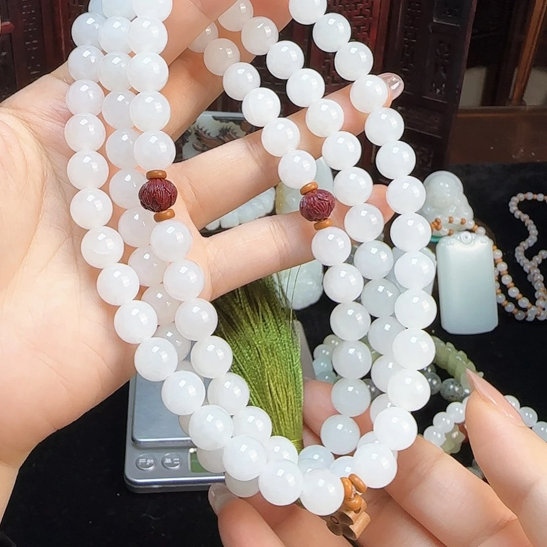 和田玉未镶嵌颈饰定制发货