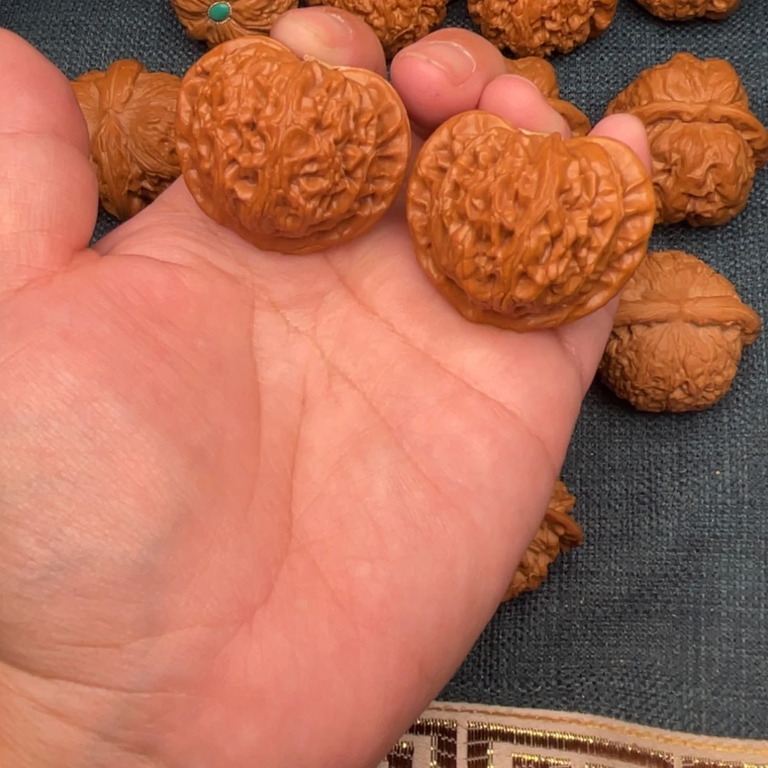 ****️把件文玩核桃全品宫灯40