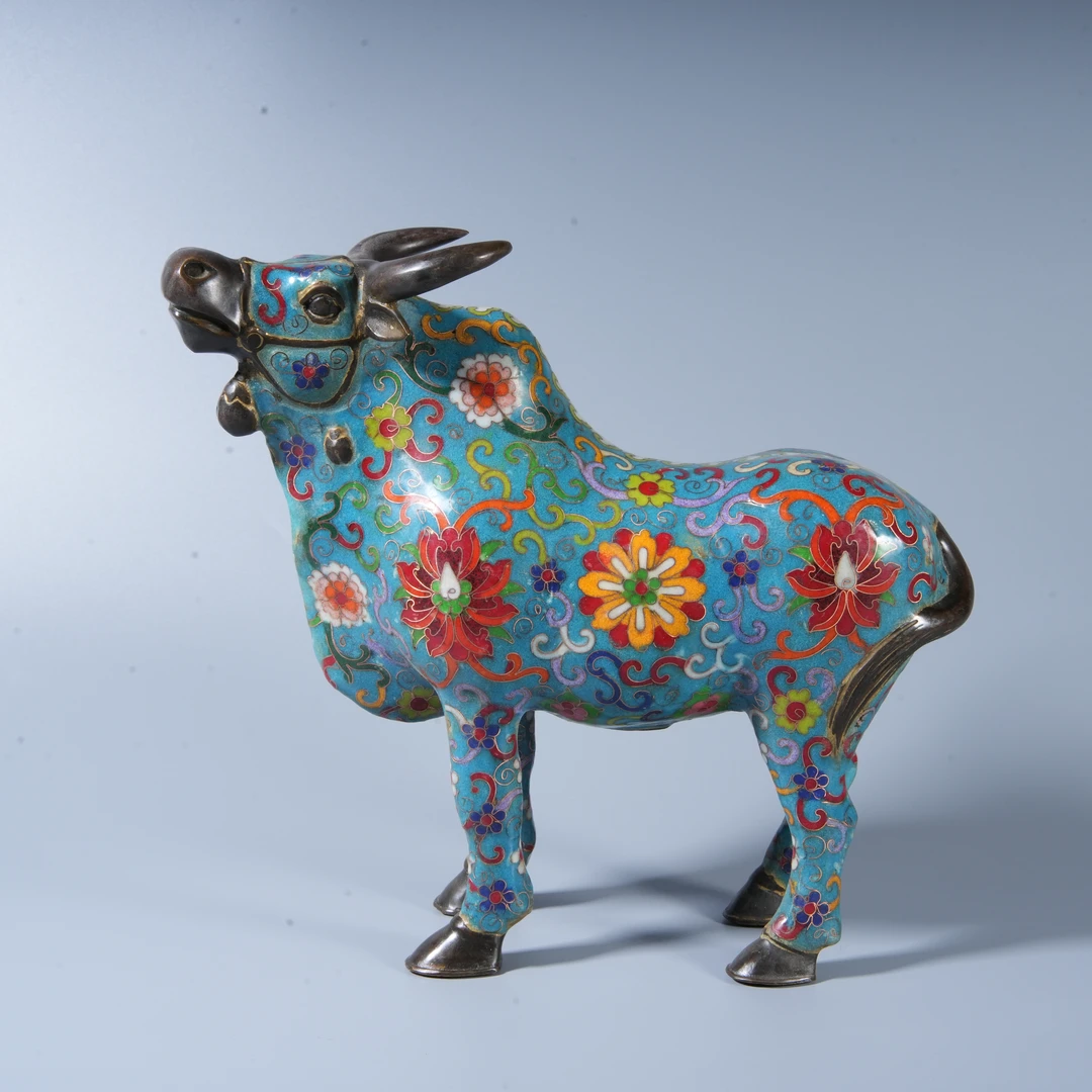 Tgz33 清代 景泰蓝牛摆件