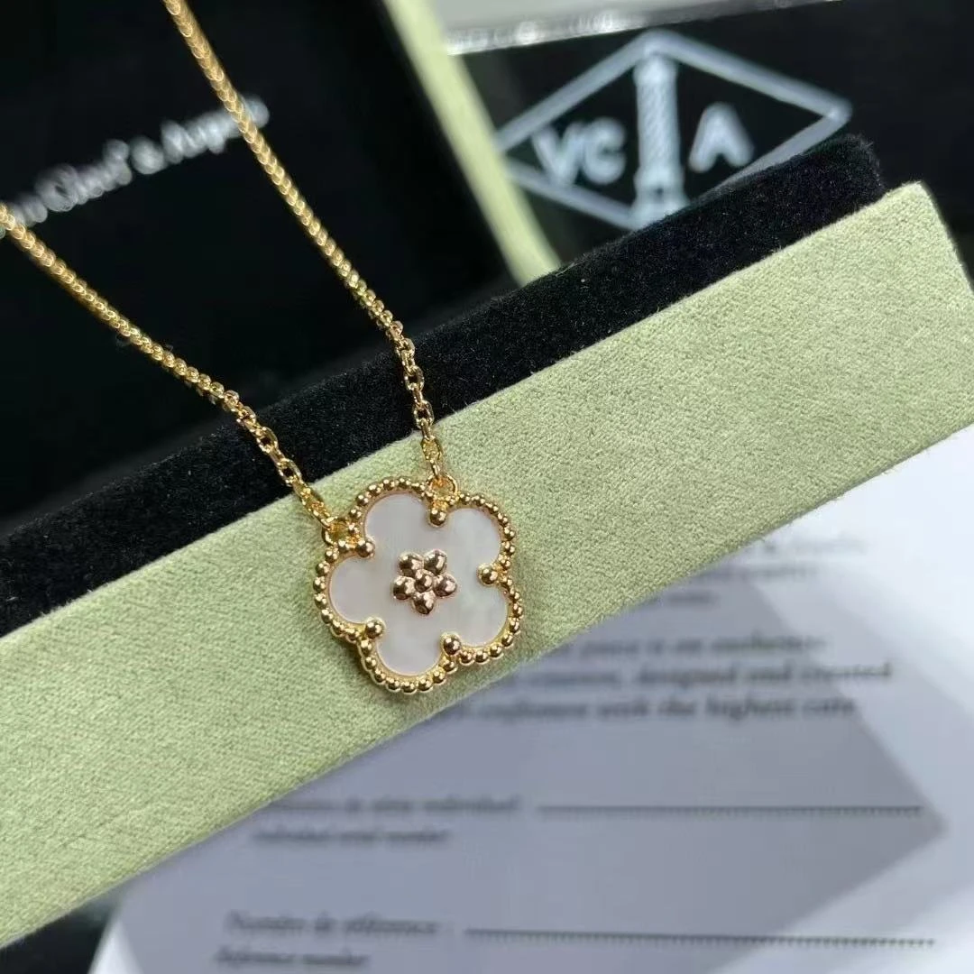 合金贝壳吊坠 梅花项链6827