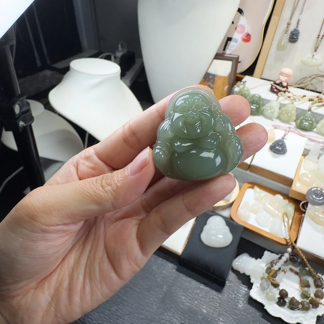 清***莲和田玉未镶嵌颈饰