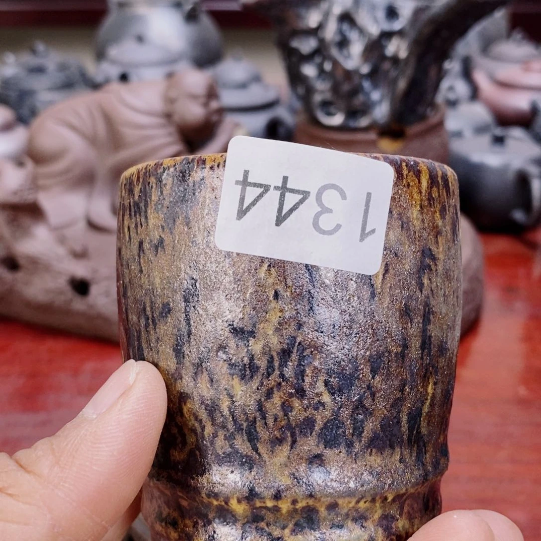 紫砂茶杯止2669885558855