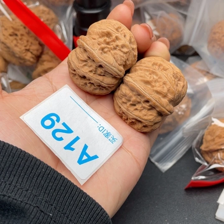 吊坠文玩核桃核桃