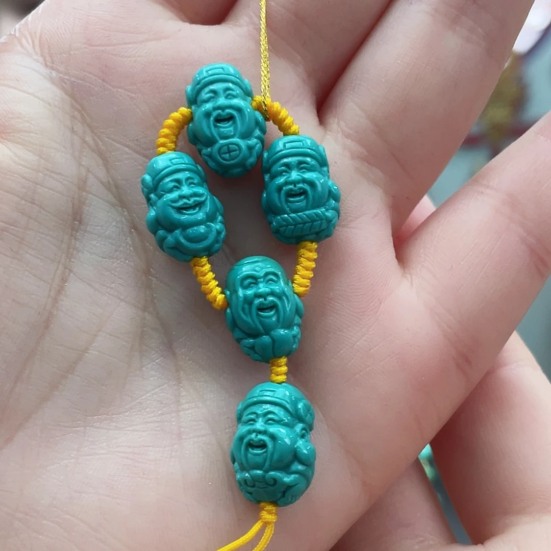 绿松石颈饰未镶嵌