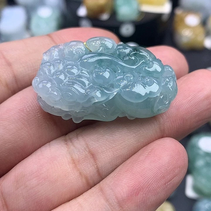 寇***天颈饰未镶嵌翡翠天然缅甸翡翠貔貅吊坠