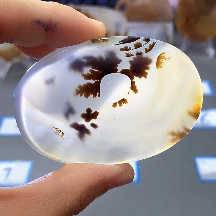 玛瑙/玉髓未镶嵌珠宝半成品