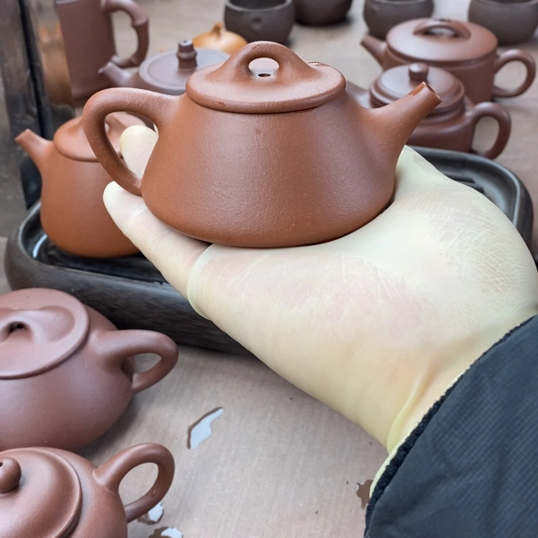 紫砂茶壶风**起紫砂壶石瓢