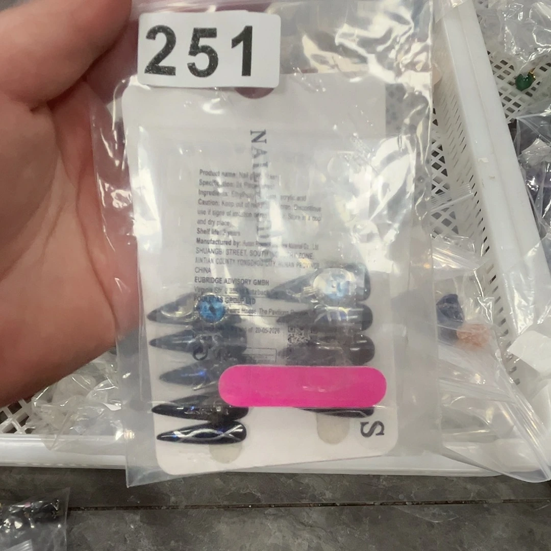 未镶嵌水晶大型摆件（非配饰）清*?