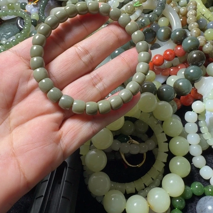 未镶嵌手链和田玉6