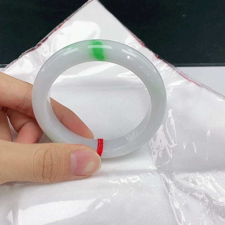 翡翠未镶嵌手镯圈57。80106